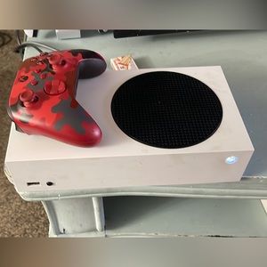 XBOX series S, brand new controller and headset